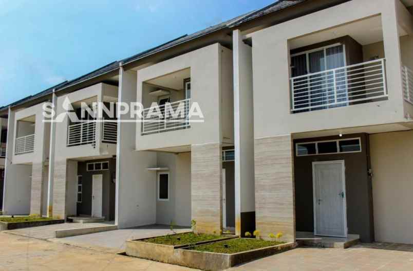 dijual rumah kemang kiara