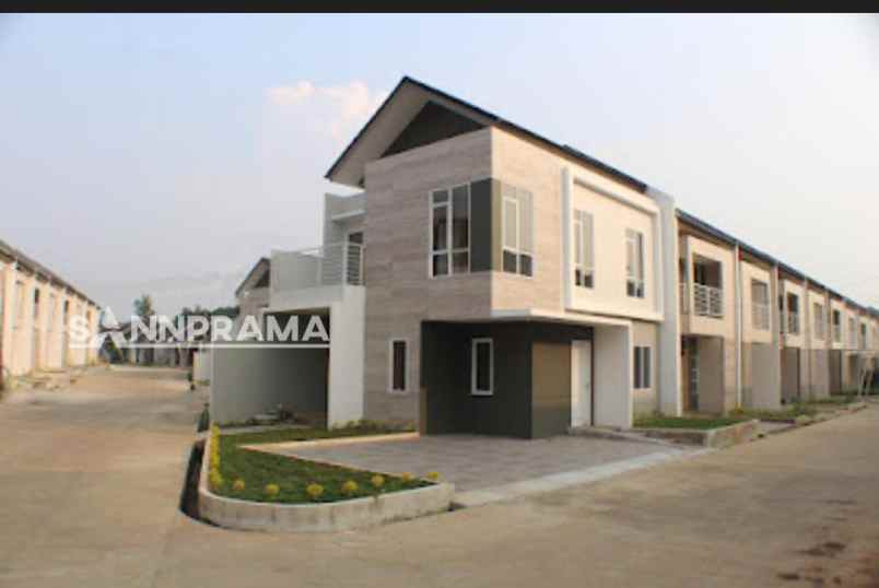 dijual rumah kemang kiara