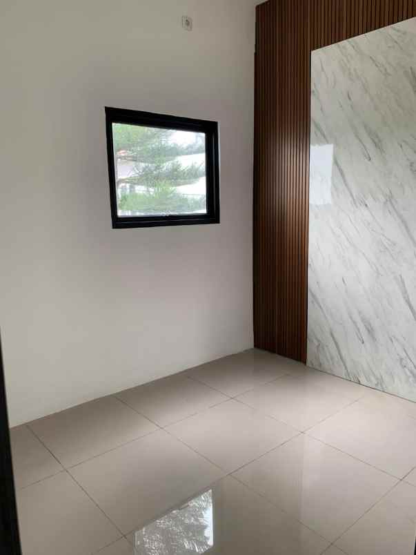 dijual rumah keradenan bogor