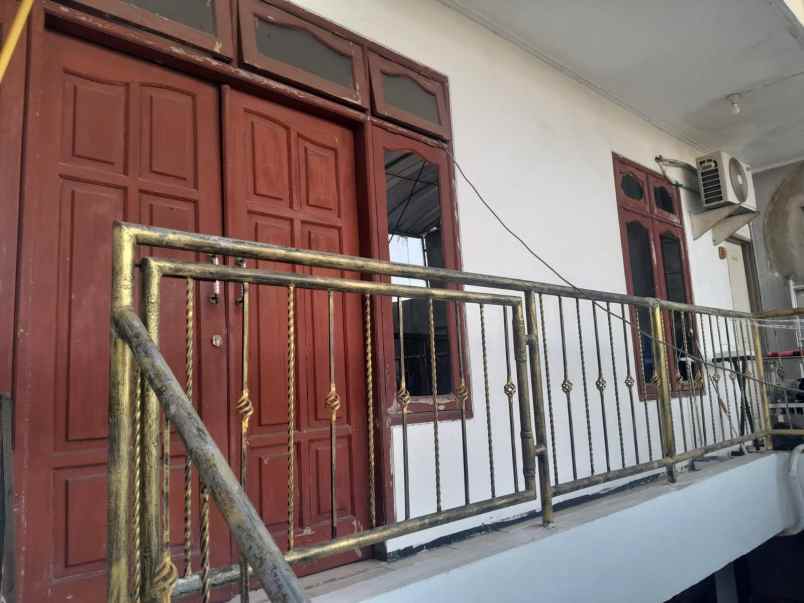 dijual rumah ketintang madya jambangan