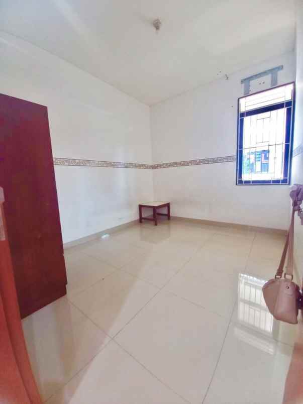 dijual rumah komp antapani city mas