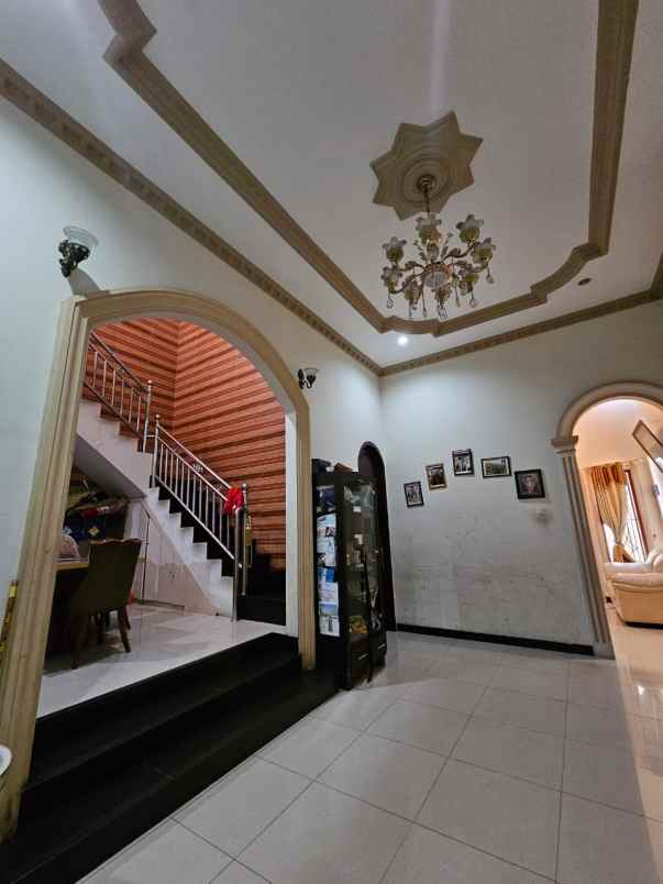 dijual rumah komplek cantik koja rawa