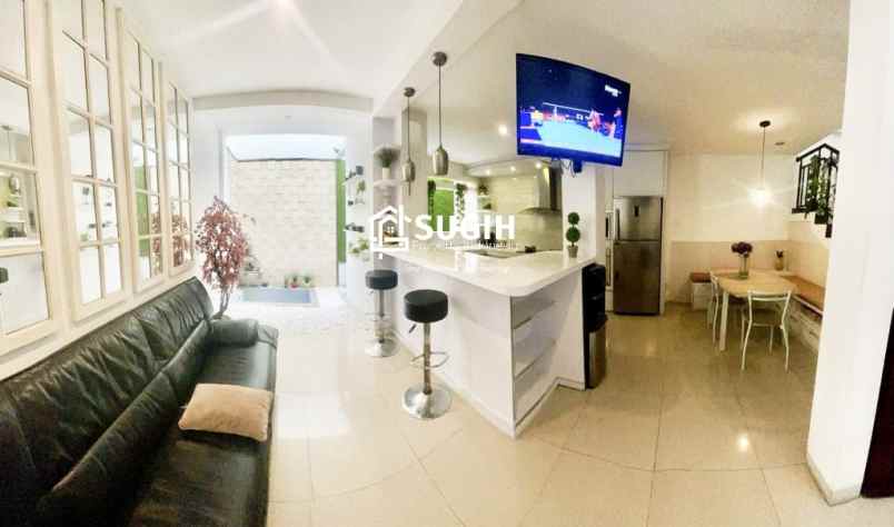 dijual rumah komplek cikutra baru