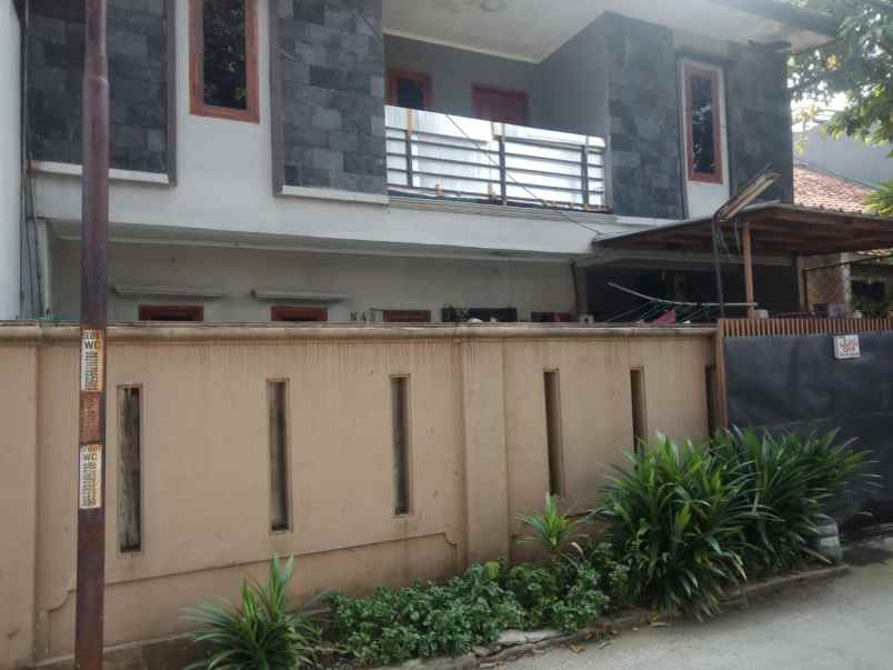 dijual rumah komplek kopo indah