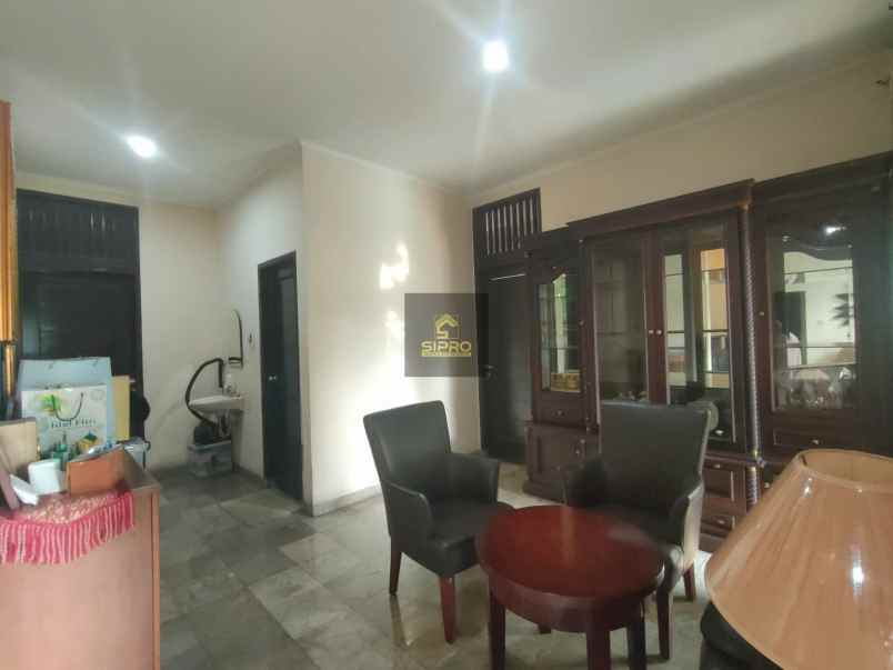 dijual rumah komplek pertanian