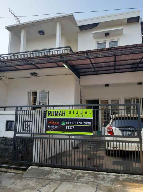 dijual rumah komplek polri kota legenda