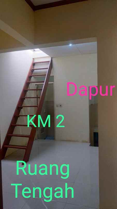 dijual rumah komplek pondok kacang prima