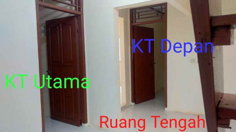 dijual rumah komplek pondok kacang prima