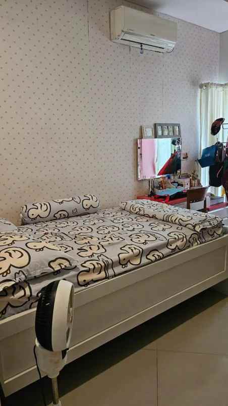 dijual rumah komplek pp jl ngesrep