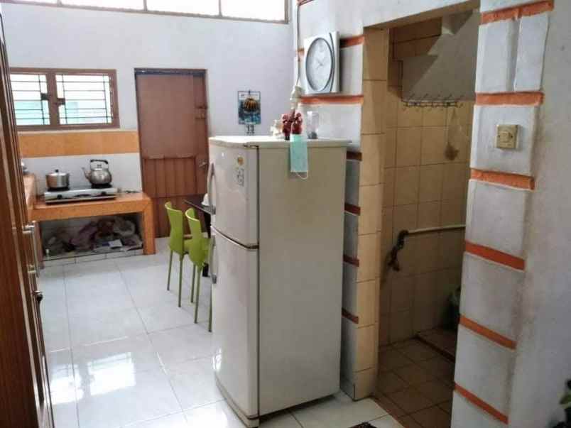 dijual rumah komplek royal residence medan