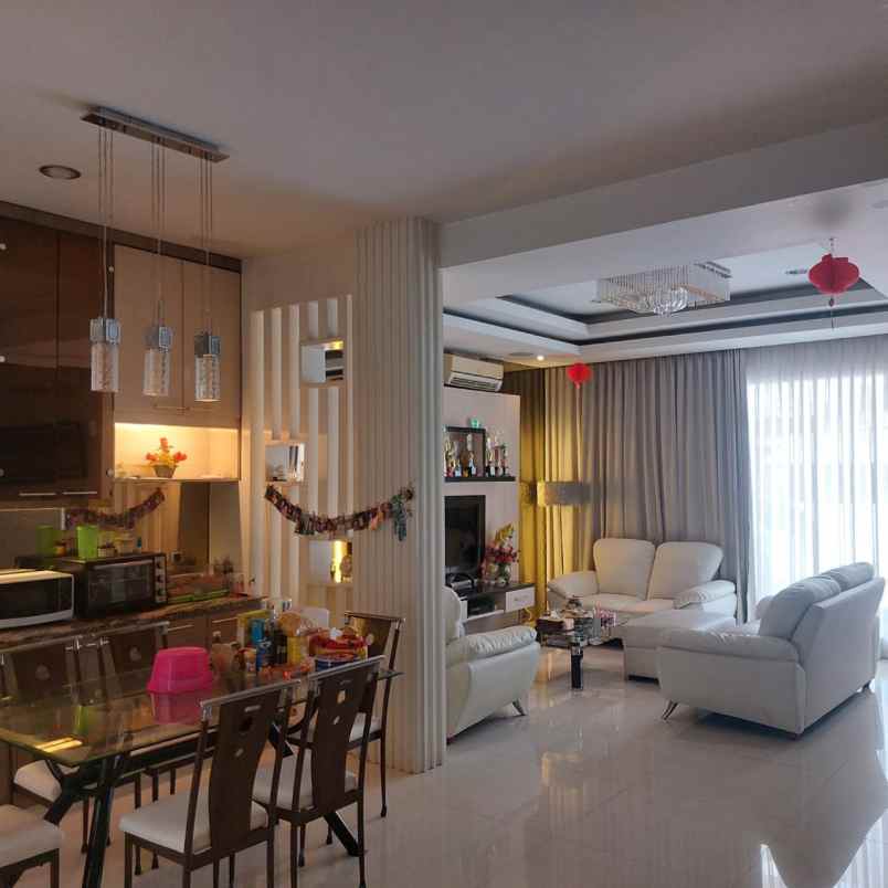 dijual rumah komplek walikota kelapa gading