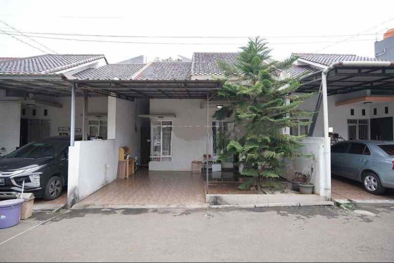 dijual rumah komsen