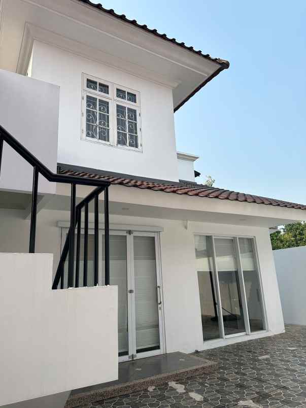 dijual rumah legenda wisata