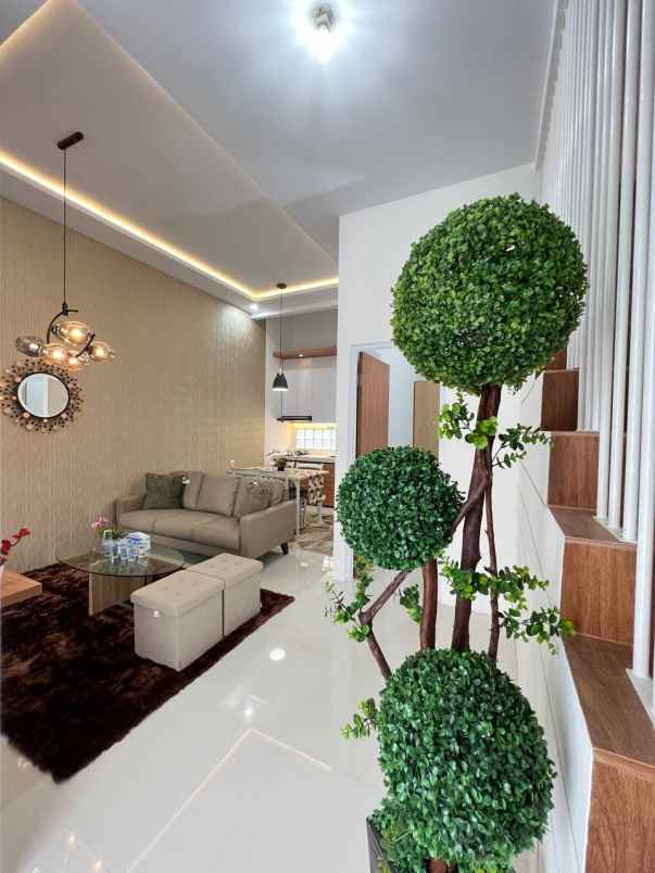 dijual rumah leuwinanggung cibubur depok