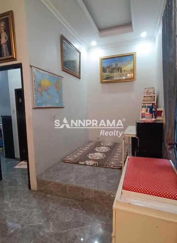 dijual rumah limo grogol