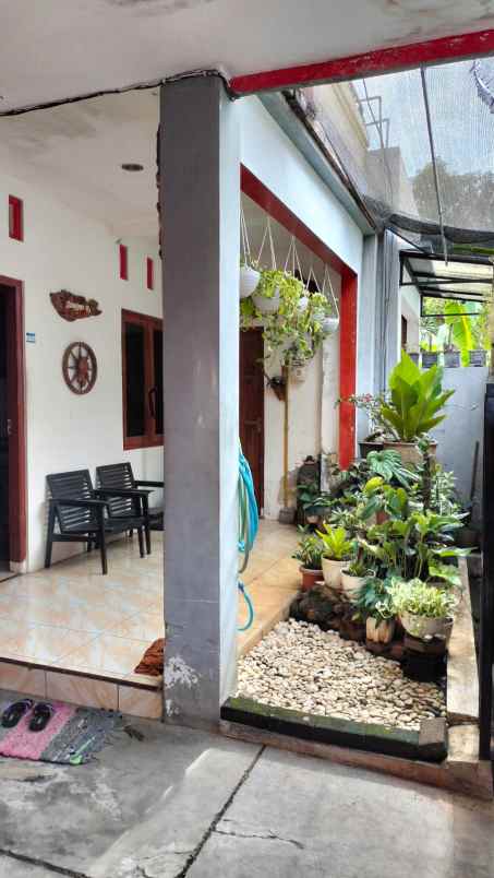 dijual rumah lokasi strategis