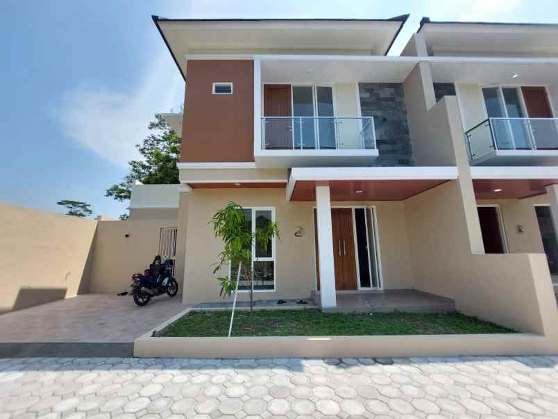 dijual rumah madurejo prambanan sleman