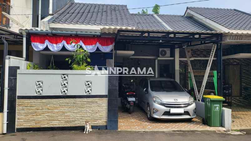 dijual rumah mampang