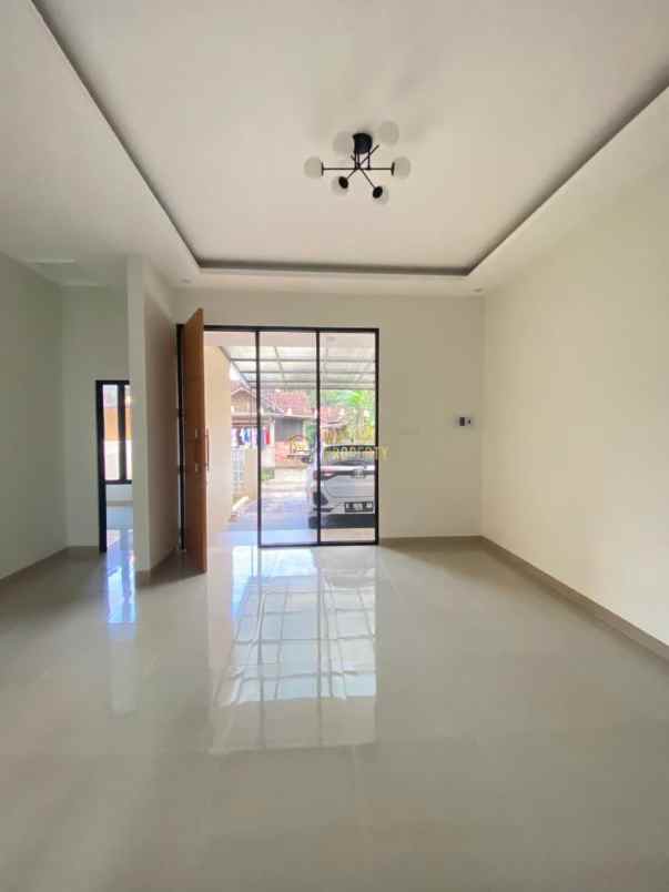 dijual rumah margoluwih seyegan sleman