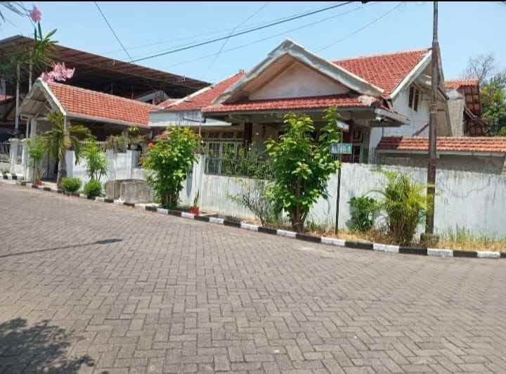 dijual rumah medokan asri