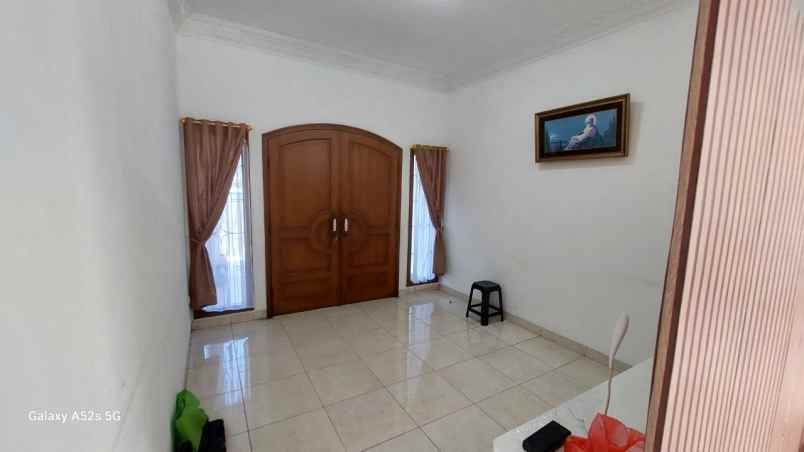 dijual rumah mekarwangi
