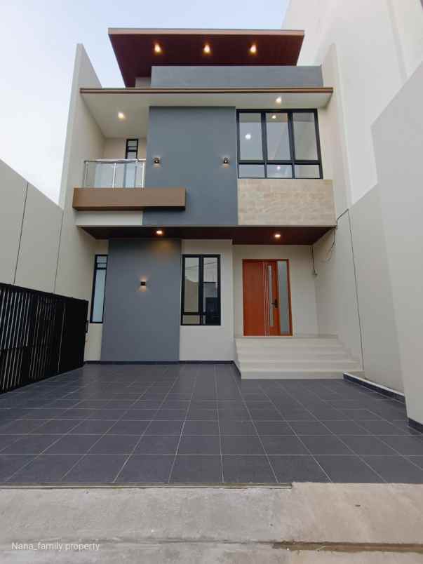 dijual rumah meruya kembangan jakbar