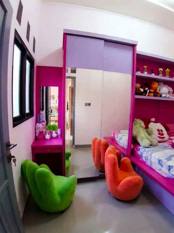 dijual rumah metland cluster anggrek