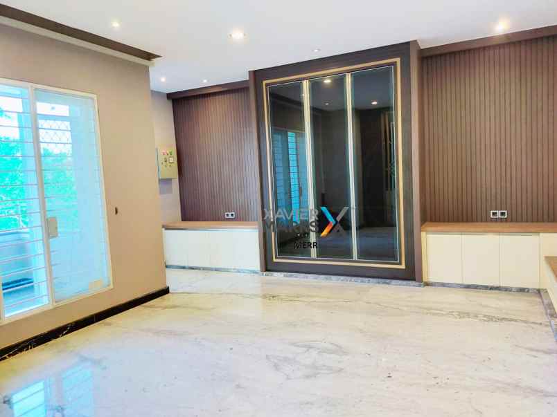 dijual rumah mewah dan luxury araya tahap 1