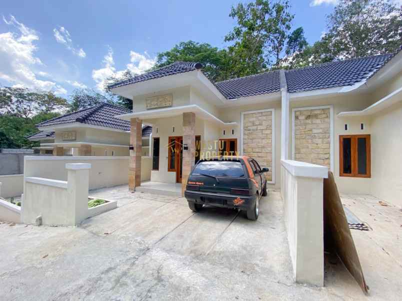 dijual rumah moyudan sleman yogyakarta