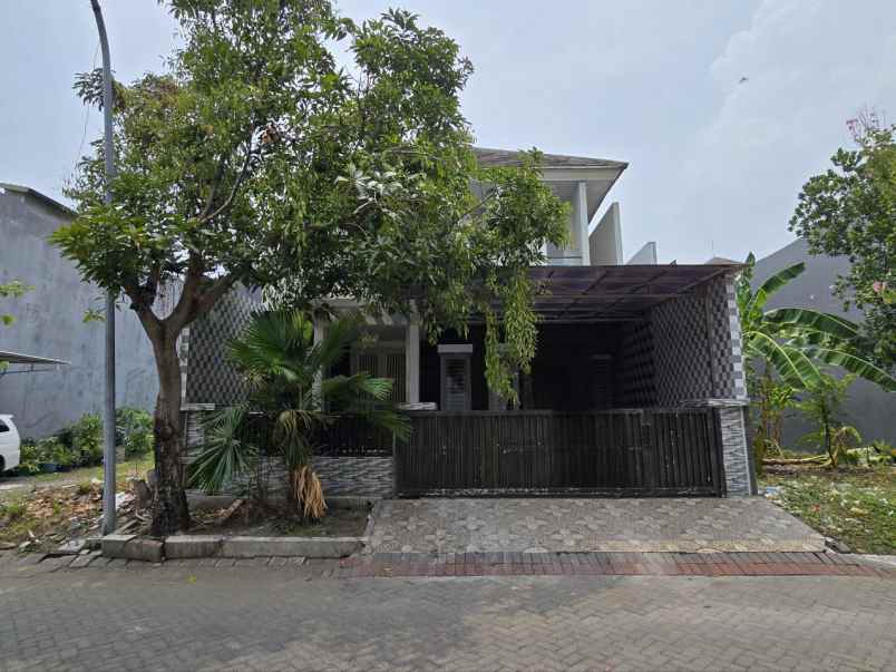 dijual rumah mulyorejo