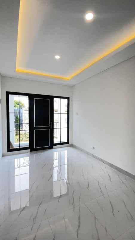 dijual rumah mustika jaya