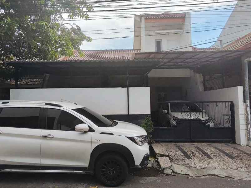 dijual rumah nginden intan surabaya