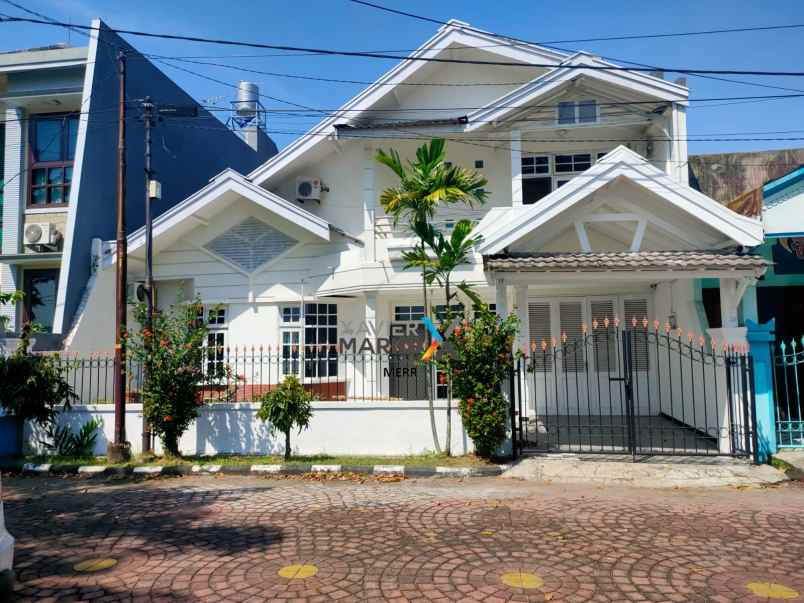 dijual rumah nirwana executive