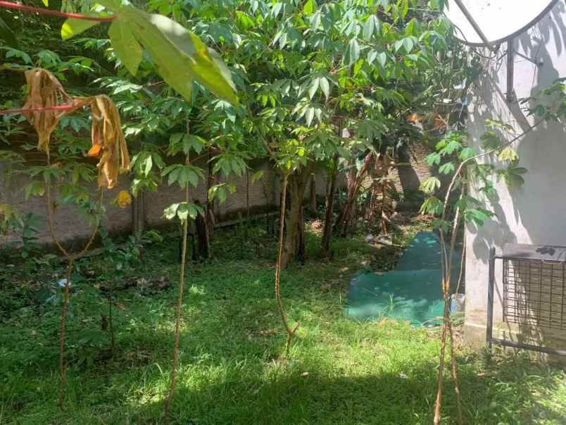 dijual rumah padasuka