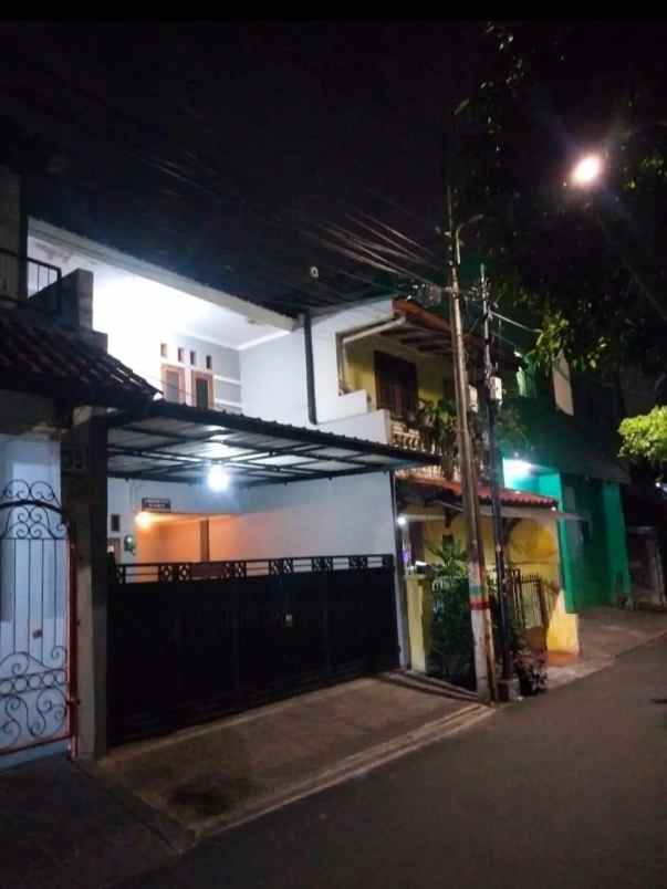 dijual rumah pancoran barat jakarta selatan