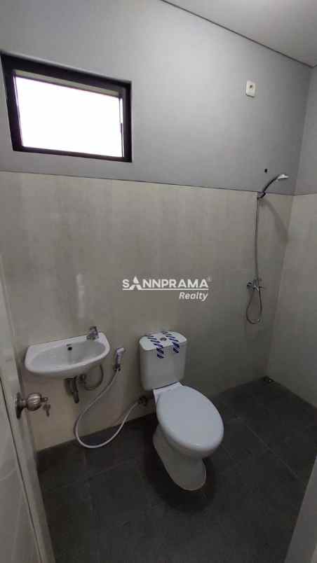 dijual rumah pancoran mas