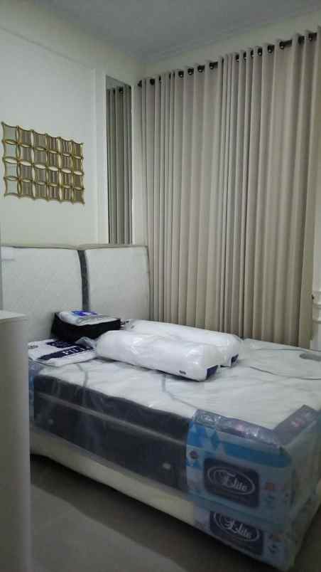 dijual rumah pandanaran hills