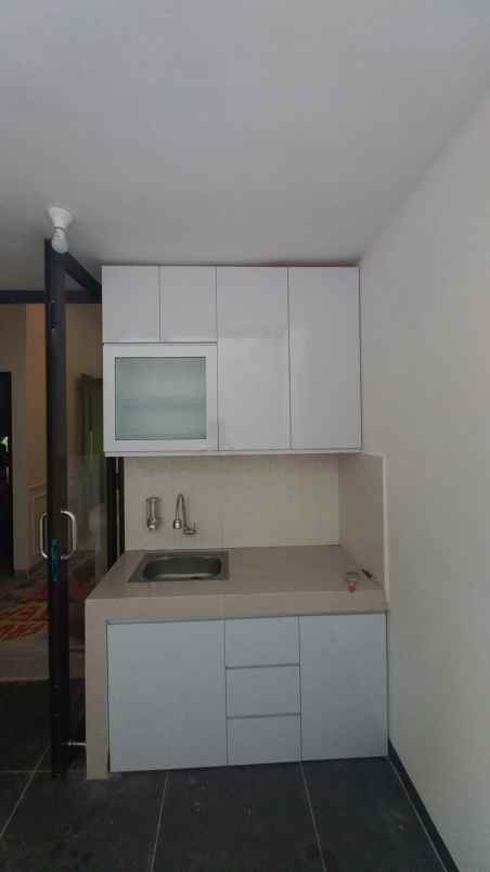 dijual rumah pandanaran hills