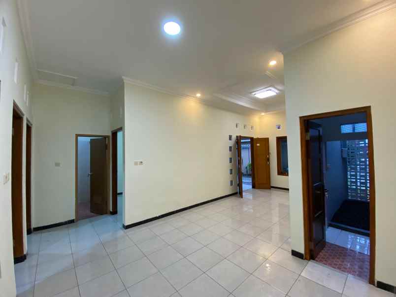 dijual rumah pandowoharjo sleman yogyakarta