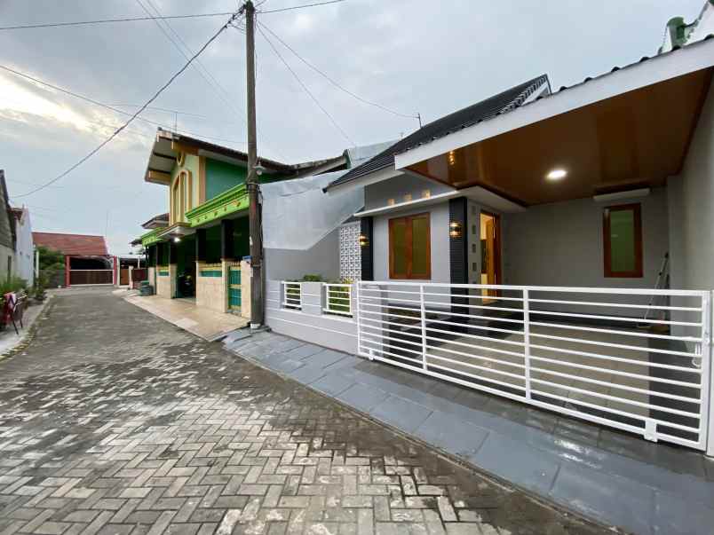 dijual rumah pandowoharjo sleman yogyakarta