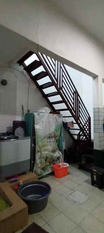 dijual rumah pandugo