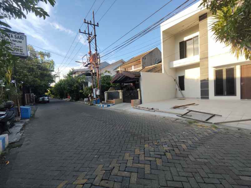 dijual rumah pandugo