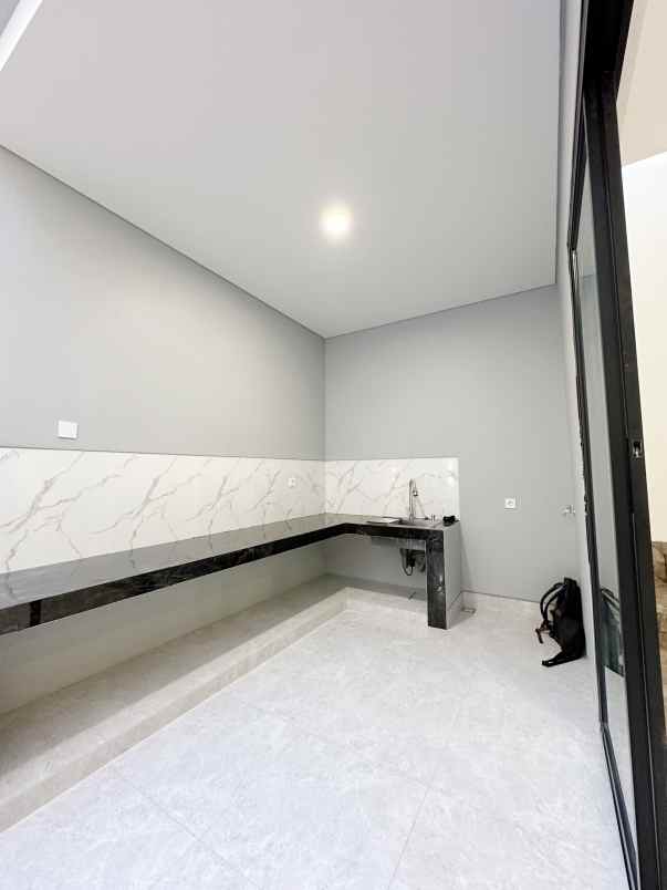 dijual rumah panjang jiwo permai