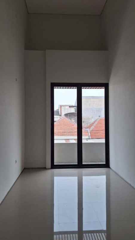 dijual rumah pantai mentari