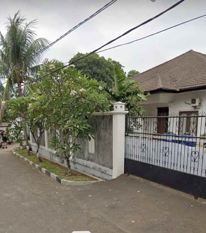 dijual rumah patra kuningan