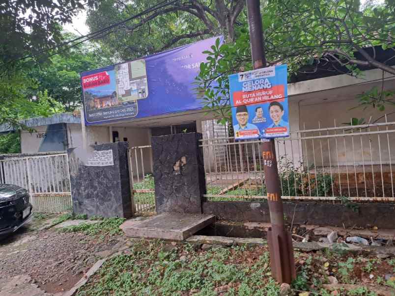 dijual rumah patra kuningan