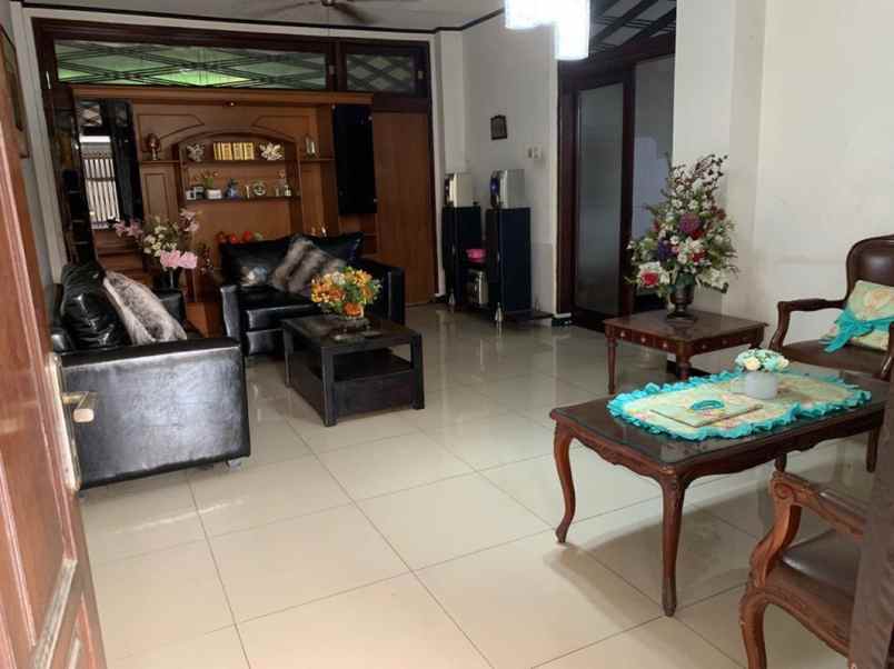 dijual rumah pejaten barat kec pasar