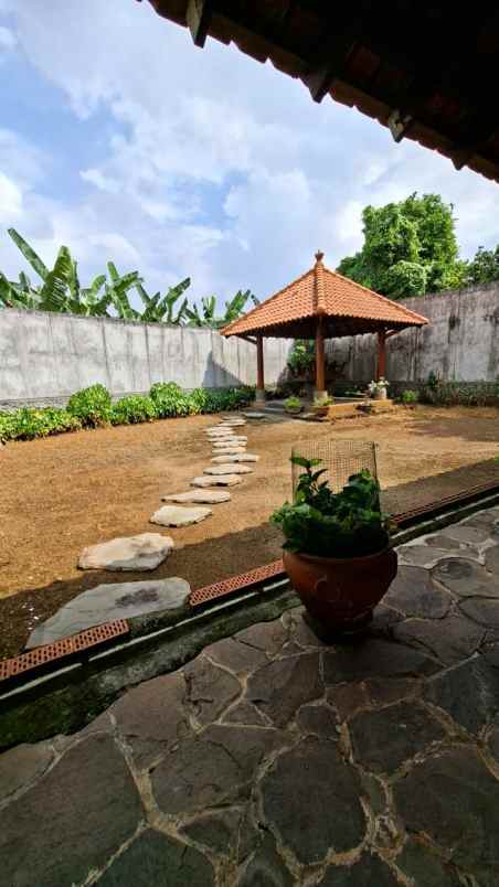 dijual rumah pejaten raya