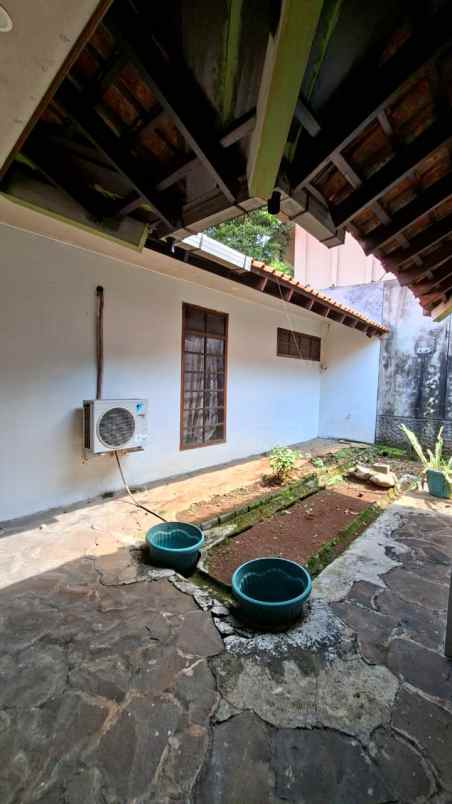 dijual rumah pejaten raya