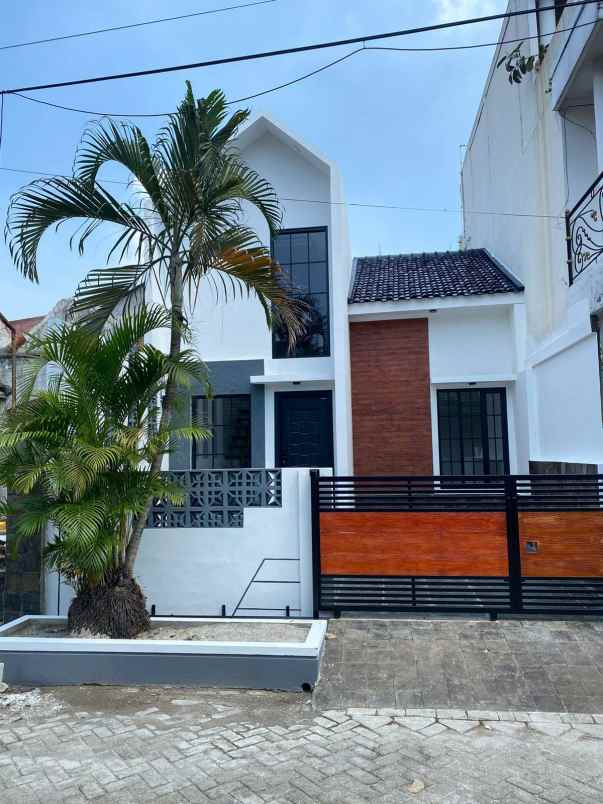 dijual rumah perum graha harapan